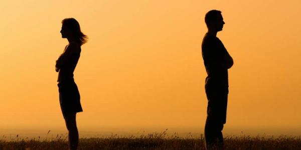 Χωρισμός «βόμβα» στη showbiz: Τα διέλυσαν όλα λίγο πριν το γάμο