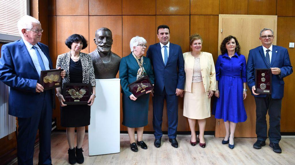 Ζάεφ : Θα προωθήσουμε τη «μακεδονική γλώσσα μας» στο εσωτερικό και το εξωτερικό