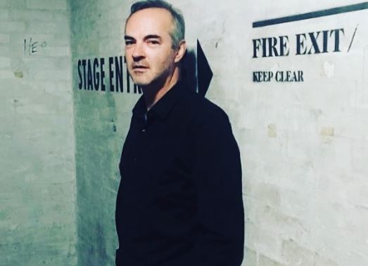 Ο Μαρκ Κόλιν των Nouvelle Vague φτιάχνει μια ταινία-ύμνο στην ηλεκτρονική μουσική