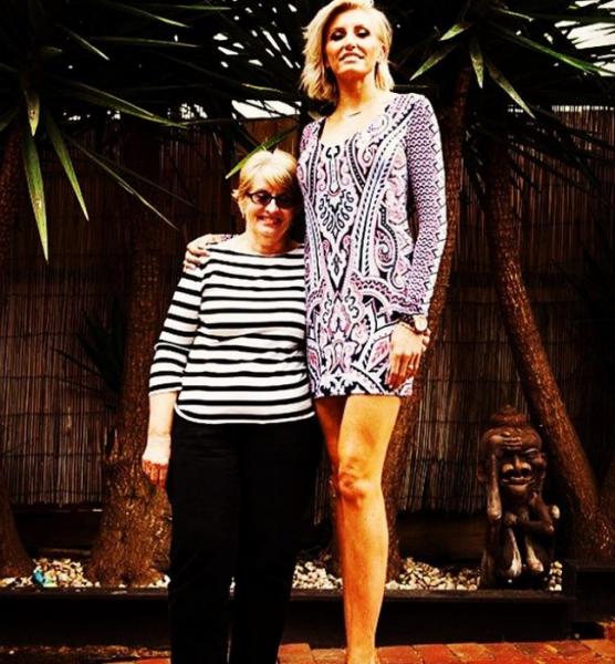 Έχασε τον τίτλο για τα μεγαλύτερα πόδια για 0,4 πόντους