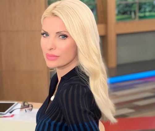 Ελένη Μενεγάκη : Απίστευτη αποκάλυψη για τον γάμο της