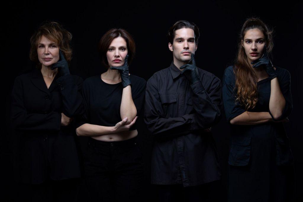 «Το κινητό» του Sergio Belbel στο θέατρο Άλμα