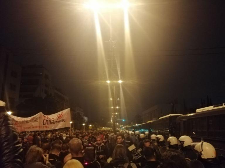 Πορεία για το Πολυτεχνείο : Στην αμερικανική πρεσβεία η κεφαλή