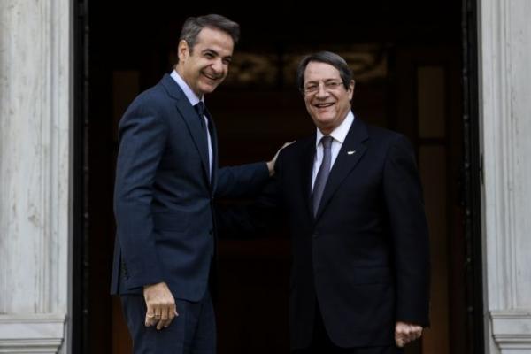 Τηλεφωνική επικοινωνία Μητσοτάκη με Αναστασιάδη – Τι συζήτησαν