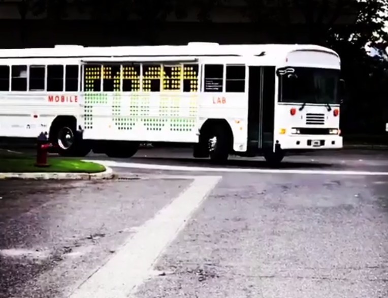 Mobile Food Lab: Λεωφορείο μετατρέπεται σε κινητό κέντρο εκπαίδευσης