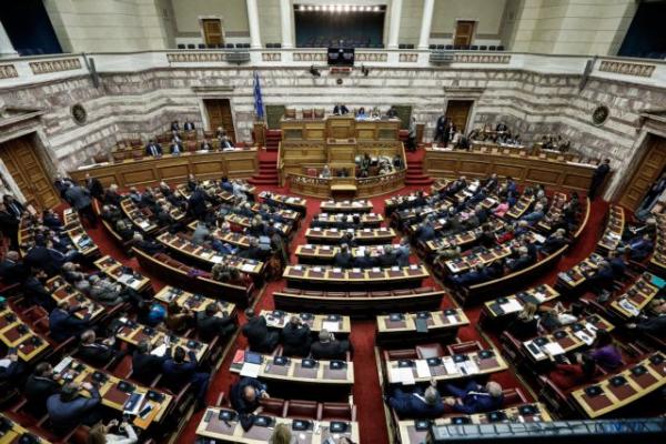 ΔΕΗ : Εγκρίθηκε το νομοσχέδιο για τον εκσυγχρονισμό της