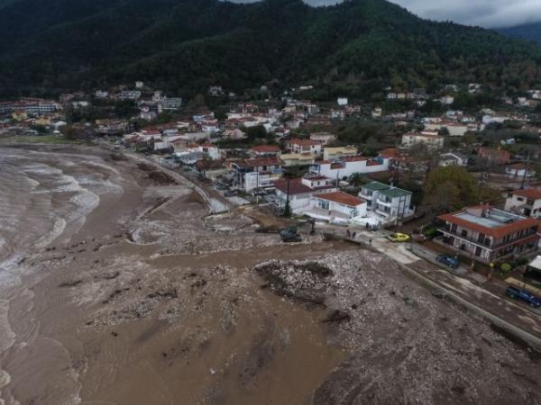 «Γηρυόνης» : Θάνατοι, πλημμύρες και τεράστιες καταστροφές μετά το πέρασμα της κακοκαιρίας