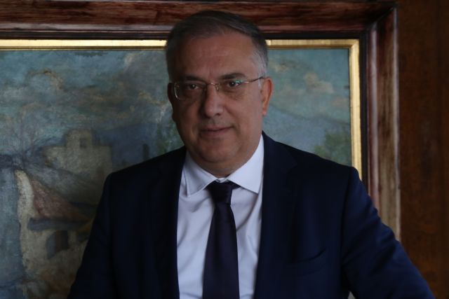 Θεοδωρικάκος : Δεν θα υπάρξουν απολύσεις στο Δημόσιο