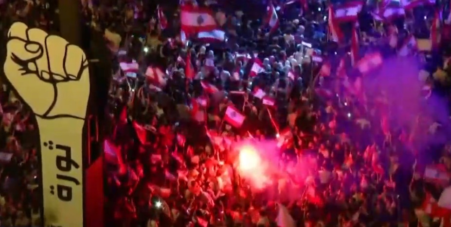 Στο «πόδι» ο Λίβανος – Συνεχίζονται οι μαζικές διαδηλώσεις