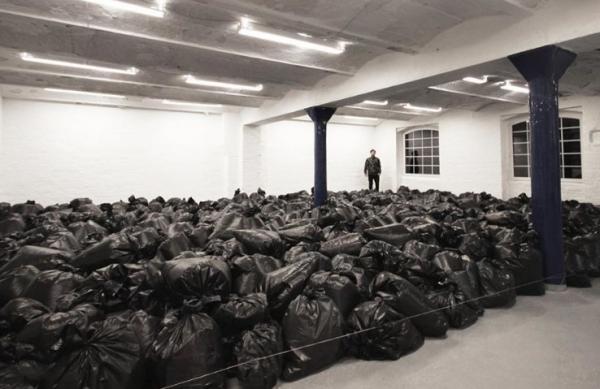 The Krank: Ο έλληνας καλλιτέχνης που αφήνει τα «ίχνη» του στο Βερολίνο