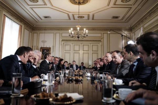 Χωρίς Χρυσοχοϊδη η σύσκεψη για το προσφυγικό