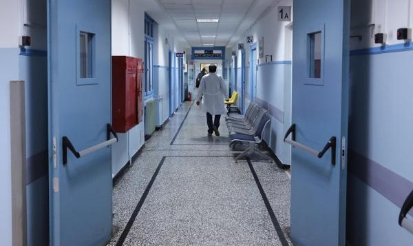 Κατερίνη : Σπαραγμός στην κηδεία της αδικοχαμένης λεχώνας – Ξεσπούν οι συγγενείς
