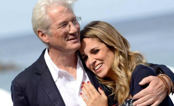 Ρίτσαρντ Γκιρ : Πατέρας για άλλη μια φορά στα 70 του