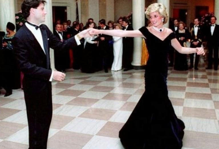 Νταϊάνα : Η ιστορία πίσω από το «φόρεμα του Τραβόλτα»