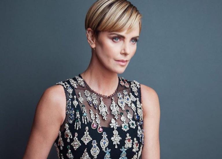 Σαρλίζ Θερόν : «Ναι» στα βραβεία χωρίς διακρίσεις φύλου