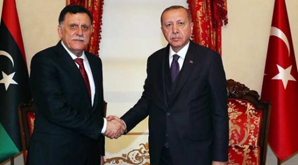 Δεν «ιδρώνει το αυτί» του Ερντογάν – Τι συμφώνησε στην κρυφή συνάντηση με τον Σαράτζ