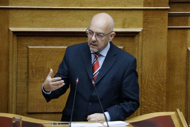 Παπαδημητρίου: Η αστυνομία μπορεί να ξεβρακώνει τους «μπαχαλάκηδες»