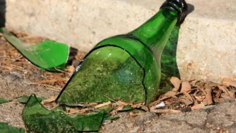 Απίστευτο ατύχημα με μπουκάλι μπύρας