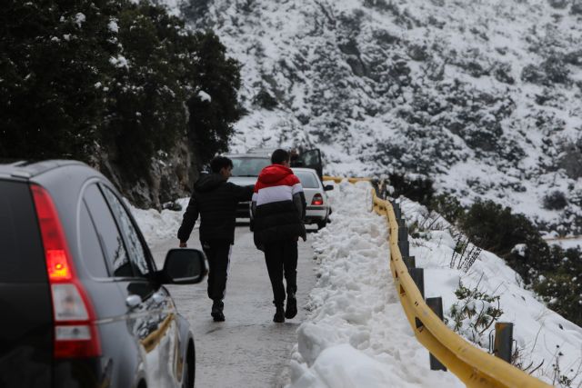 «Μπαλάκι» ευθυνών για την ταλαιπωρία χιλιάδων οδηγών στην Εθνική Οδό