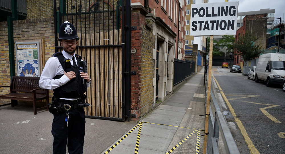 Εκλογές στη Μ. Βρετανία : Ενισχυμένα μέτρα ασφαλείας μετά από κρούσματα παρενόχλησης κι εξύβρισης υποψηφίων