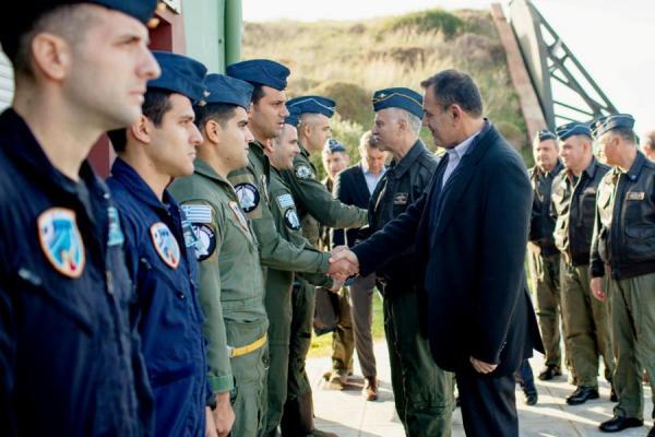 Παναγιωτόπουλος : Έρχονται προσλήψεις στις Ένοπλες Δυνάμεις – Τι θα γίνει με τη στρατιωτική θητεία