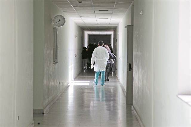 Υπ. Υγείας: Διορίζονται 175 γιατροί στα Επείγοντα των νοσοκομείων Αττικής
