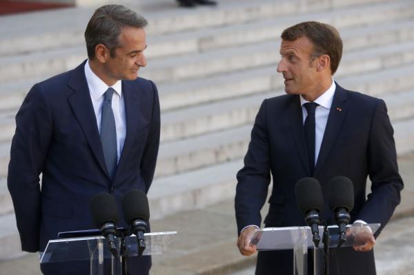 Συνάντηση Μακρόν – Μητσοτάκη στο Παρίσι στις 29 Ιανουαρίου