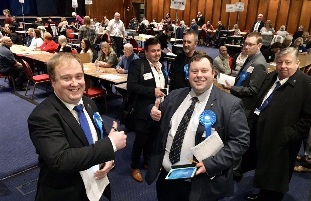 Βρετανικές εκλογές : Συγκρατημένη αισιοδοξία στους Συντηρητικούς μετά τα exit poll