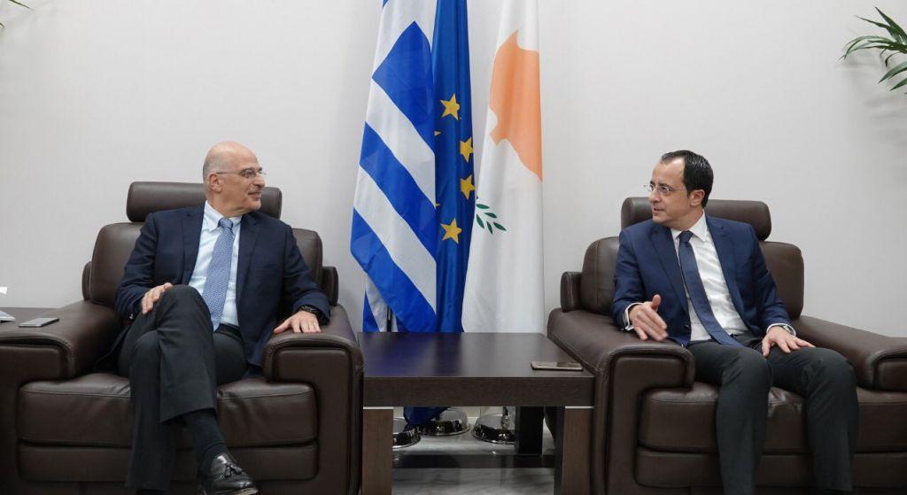 Τετ α τετ Δένδια – Χριστοδουλίδη για Διακρατική συμφωνία και EastMed