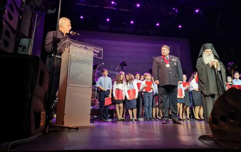 Συναυλία κατά της φτώχειας από την Ι.Μ. Πειραιά – «Παρών» o δήμαρχος, Γιάννης Μώραλης