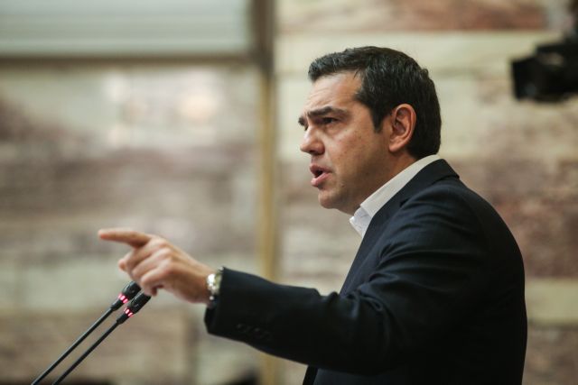 Ο Τσίπρας σε βέρτιγκο: «Χτυπά» στα εθνικά θέματα για να ξυπνήσει τον ΣΥΡΙΖΑ που είναι σε κώμα