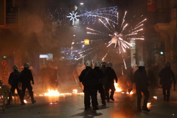 Δώδεκα άτομα στον εισαγγελέα για τα επεισόδια μετά την πορεία για τον Γρηγορόπουλου