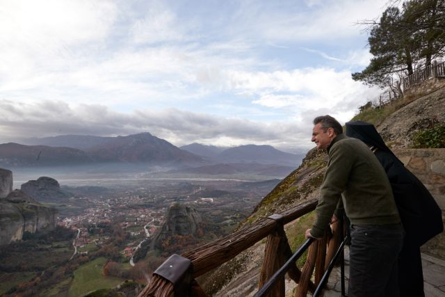 Μητσοτάκης στα Μετέωρα : Το βάρος της Ιστορίας βάζει τη διαδρομή μας στη σωστή της διάσταση