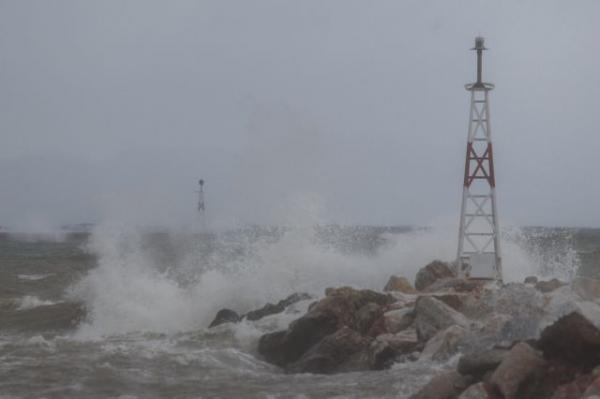 Κακοκαιρία : Απαγορευτικό απόπλου από Πειραιά, Ραφήνα και Λαύριο