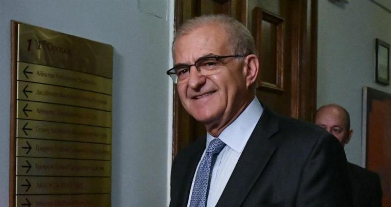 Μονόδρομος η αποπομπή