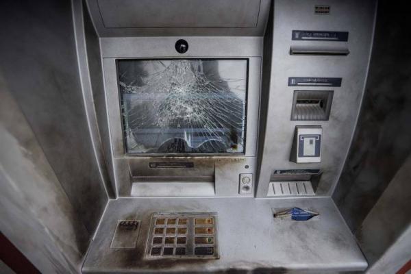 Θεσσαλονίκη: Εμπρησμός ΑΤΜ στο κέντρο της πόλης