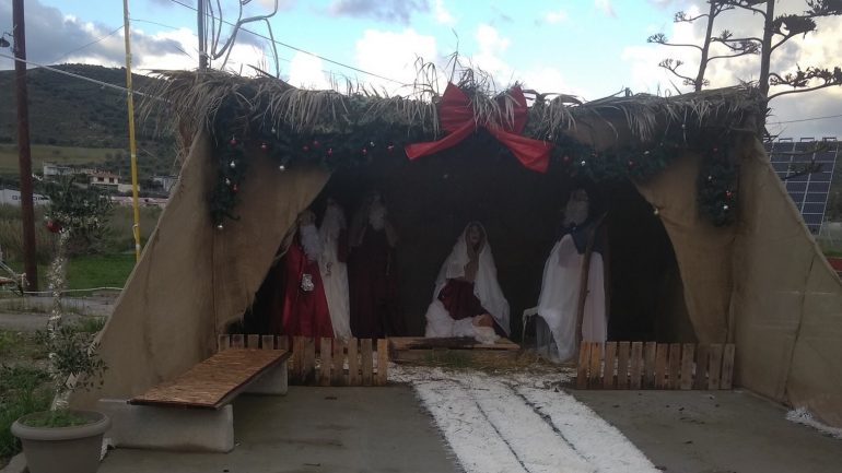 Ηράκλειο : Έκλεψαν το… άχυρο από τη φάτνη των Χριστουγέννων