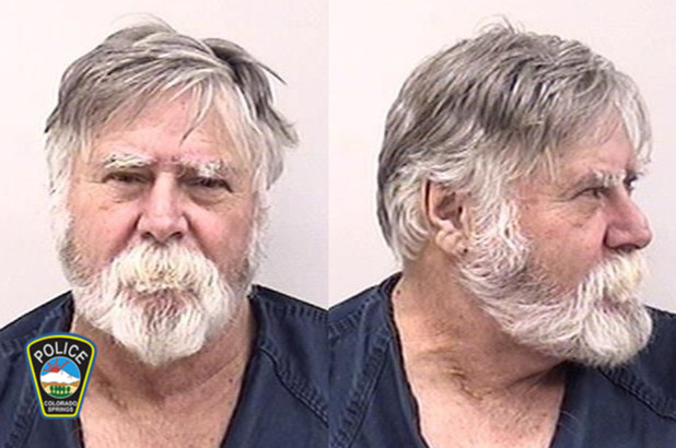 ΗΠΑ : Λήστεψε τράπεζα και πέταγε τα χαρτονομίσματα στον αέρα