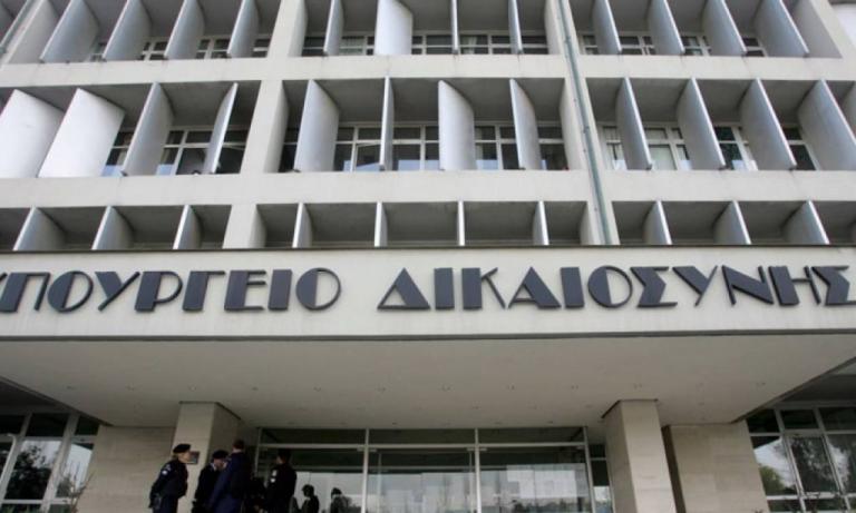 Ποιο είναι πιο σοβαρό αδίκημα; Η φοροδιαφυγή ή η ανθρωποκτονία;