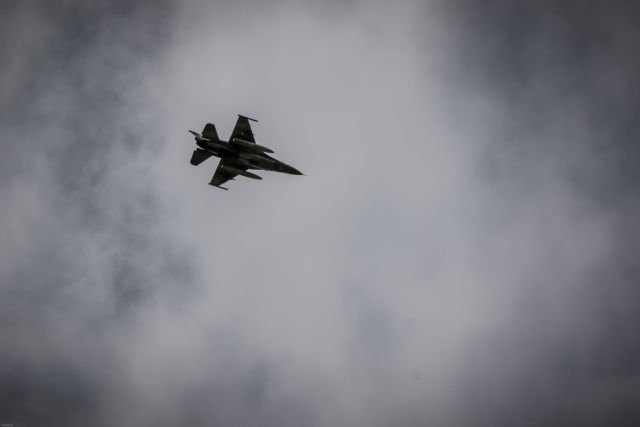 Σε δημόσια διαβούλευση το ν/σ για F-16 και Mirage
