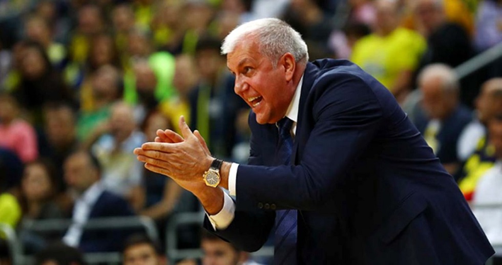 Το μαγικό πινακάκι του Ομπράντοβιτς και το απίθανο play της Φενέρ στα 4 δέκατα