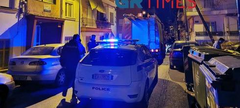 Θεσσαλονίκη: Συναγερμός για φωτιά σε σπίτι – Φόβοι για εμπρησμό