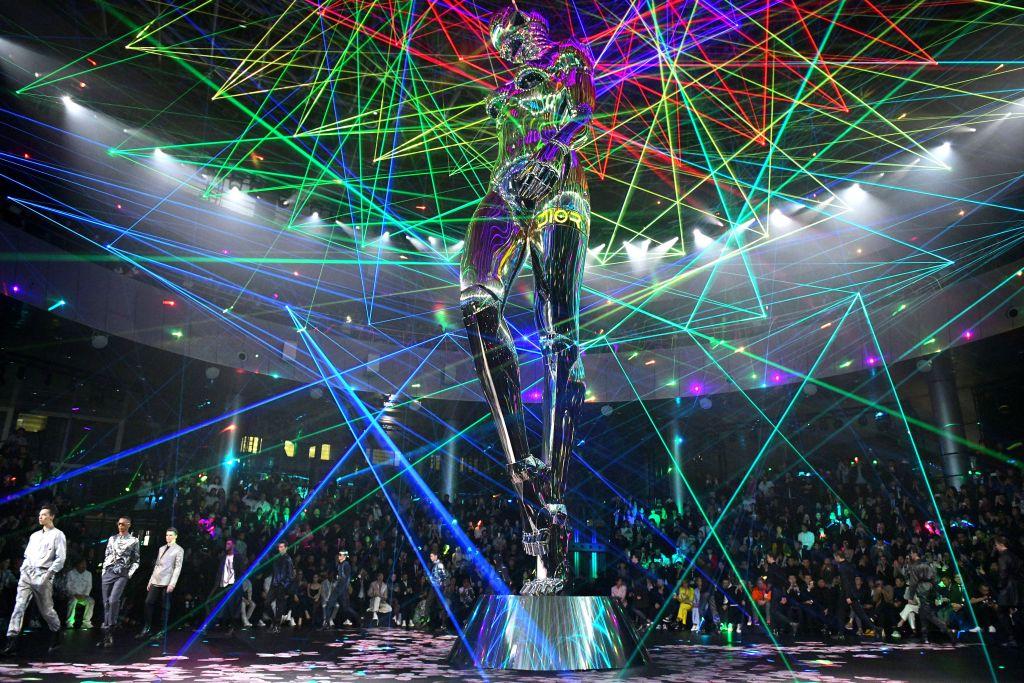 Dior όπως… μοντέρνα και σύγχρονη Τέχνη