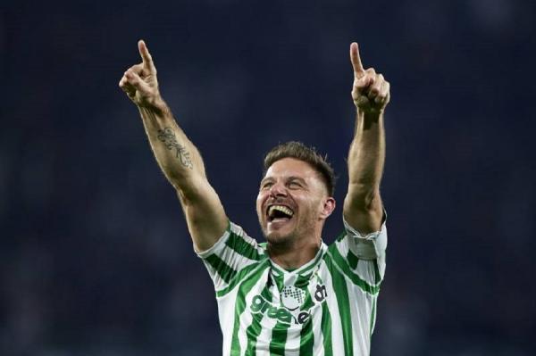 Χατ-τρικ και ιστορία ο Χοακίν! (pic+vids)