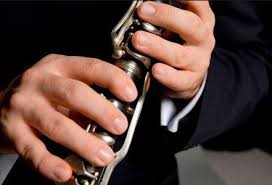 «Κόκκιν’ αχείλι εφίλησα»