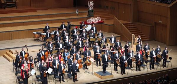 Εορταστικό γκαλά με την ΚΟΑ στο Μέγαρο Μουσικής