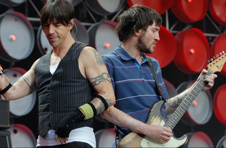 John Frusciante : H μεγάλη επιστροφή στους Red Hot Chili Peppers