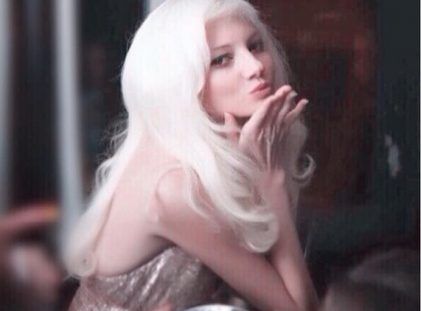 Τζούλια Αλεξανδράτου : Η αγγελία στο Instagram και το νέο project