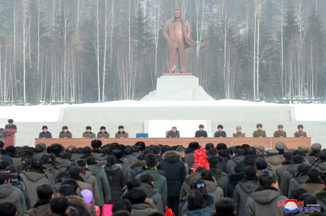 Βόρεια Κορέα σε ΗΠΑ : Να αποφασίσουν τι είδους «χριστουγεννιάτικο δώρο» θα λάβουν