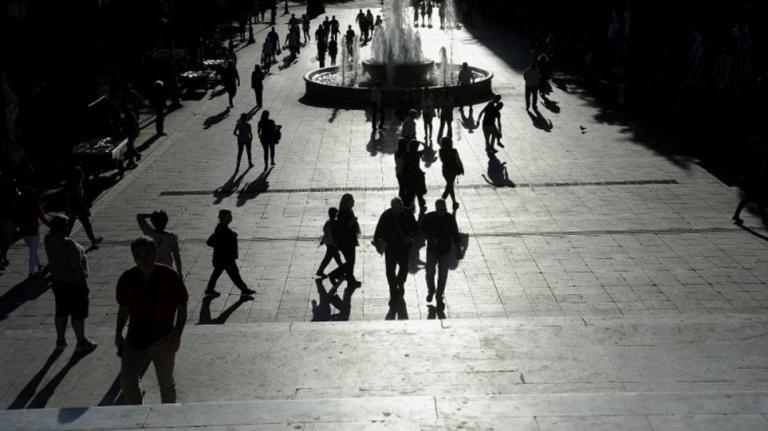 Τι γεννά την απίστευτη παραοικονομία στην Ελλάδα και πώς λύνεται το πρόβλημα